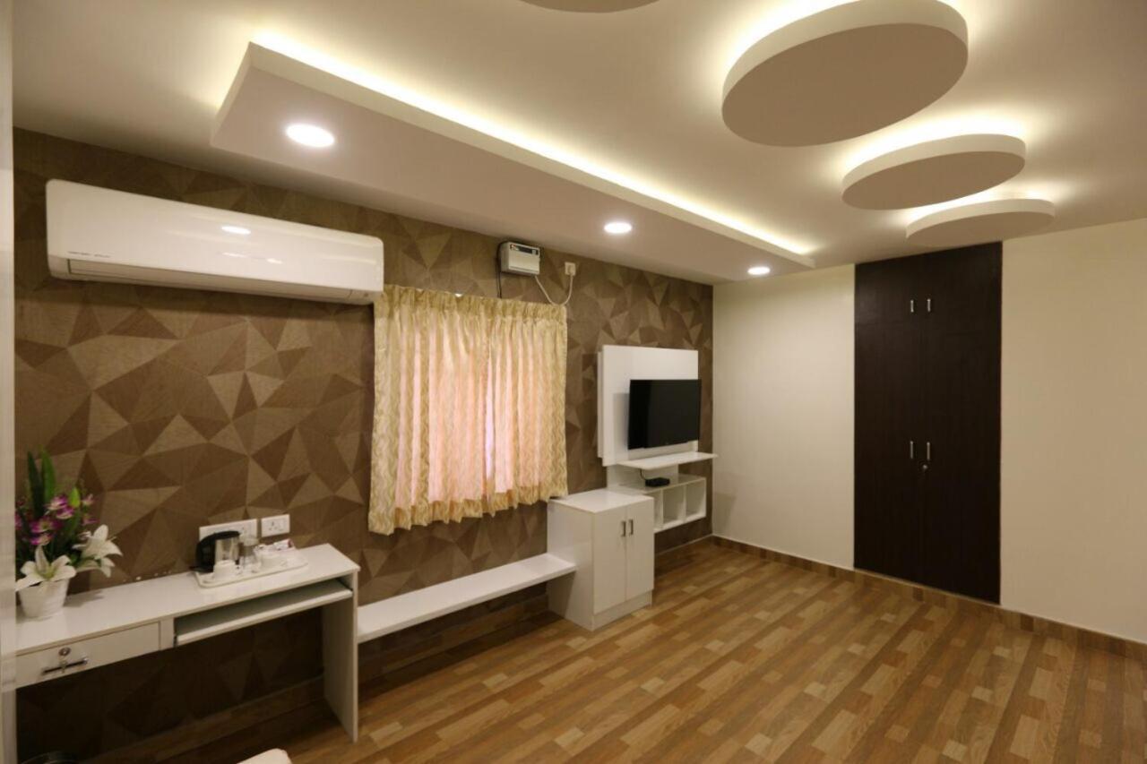 Hotel Rich Inn Chennai Exteriör bild