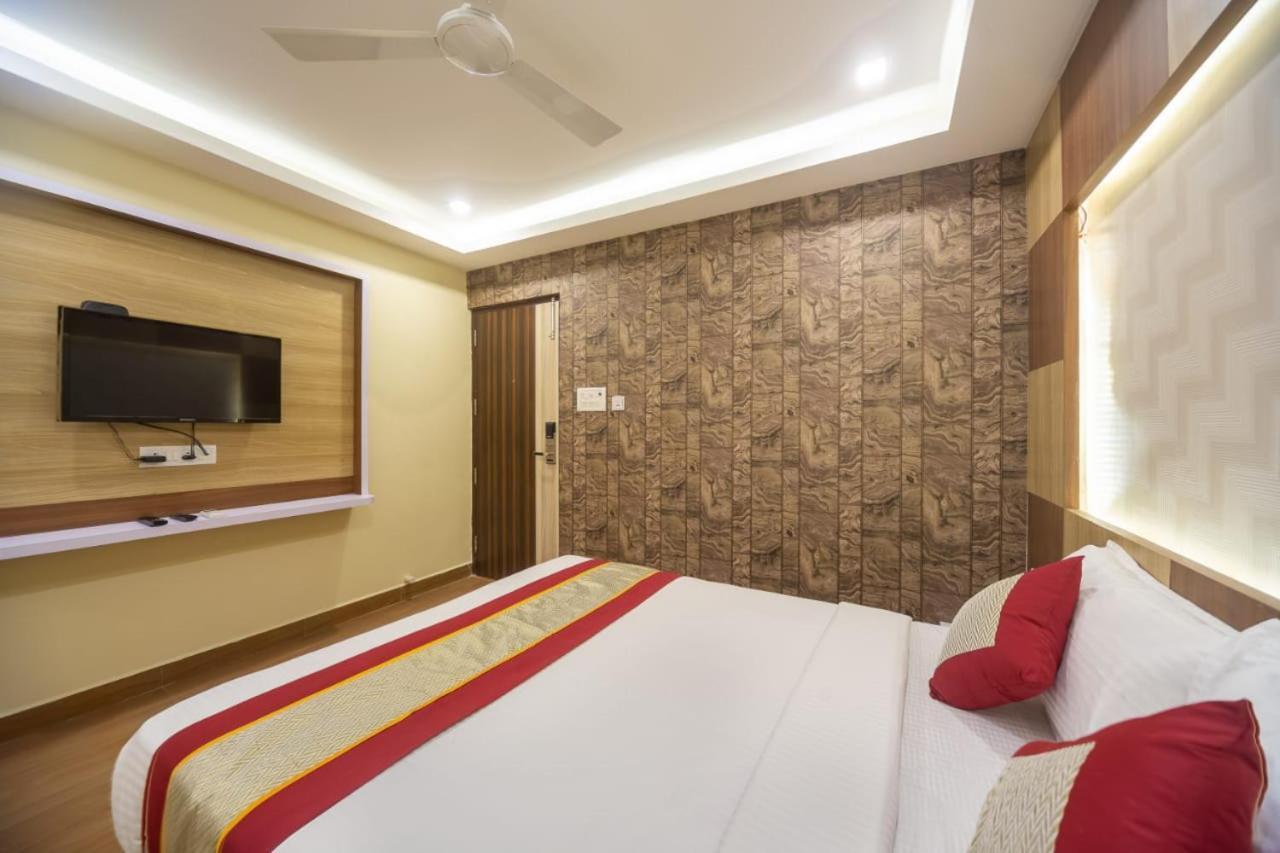 Hotel Rich Inn Chennai Exteriör bild