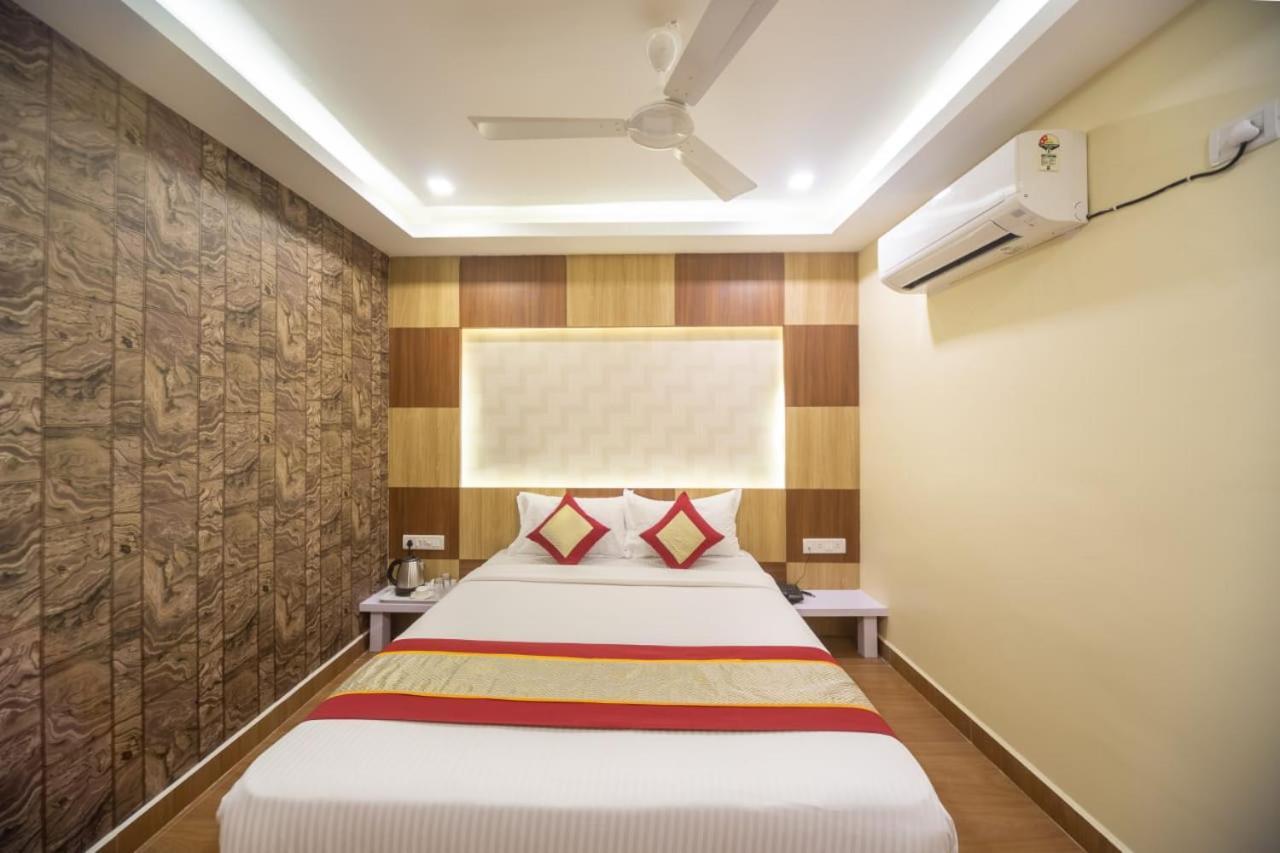 Hotel Rich Inn Chennai Exteriör bild